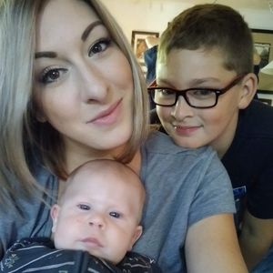 Meet your Posher, Dana